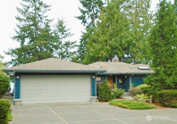 28989  Beach Drive NE  Poulsbo WA 98370 photo