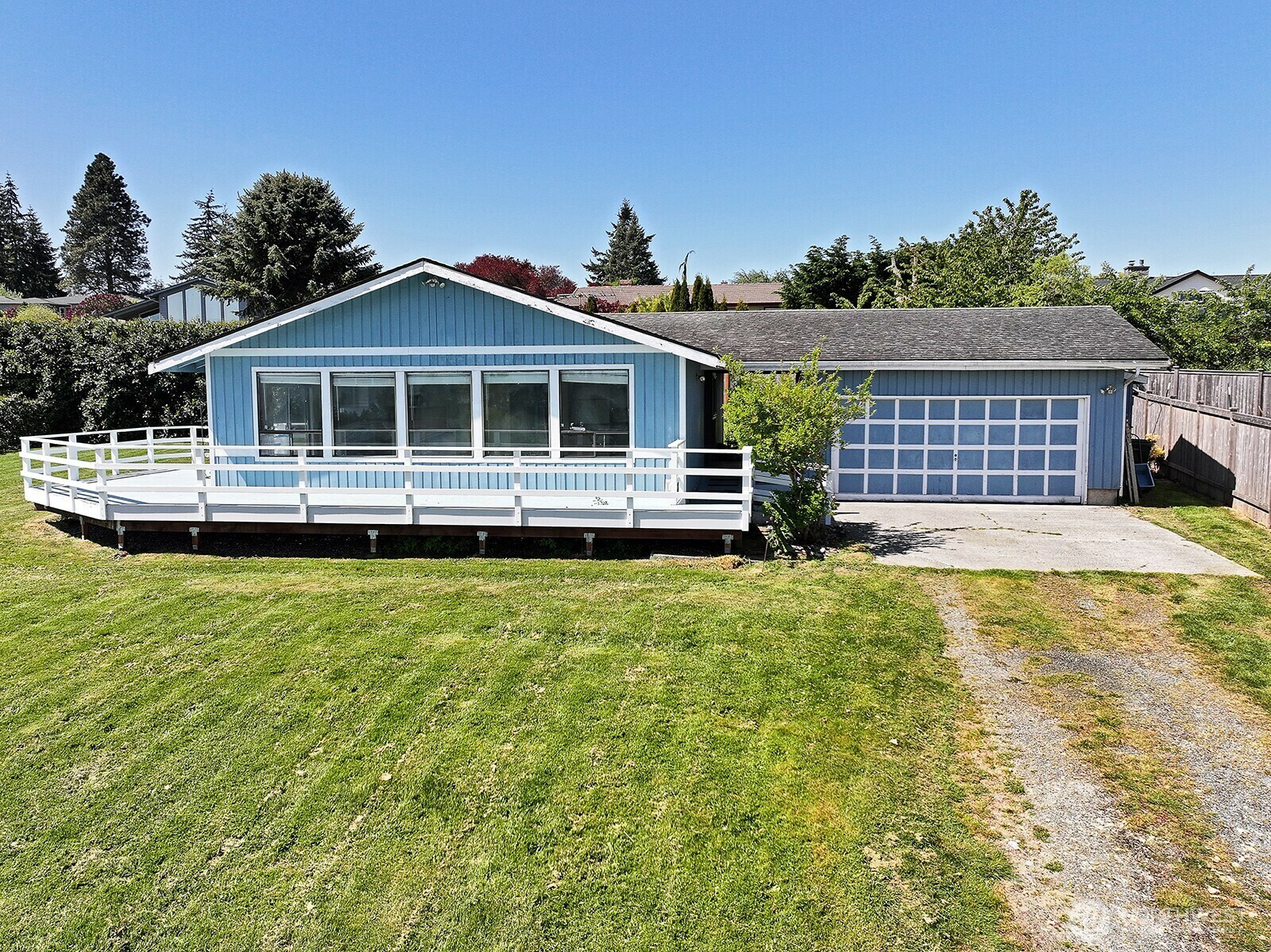 4515  Hilltop Drive  Clinton WA 98236 photo