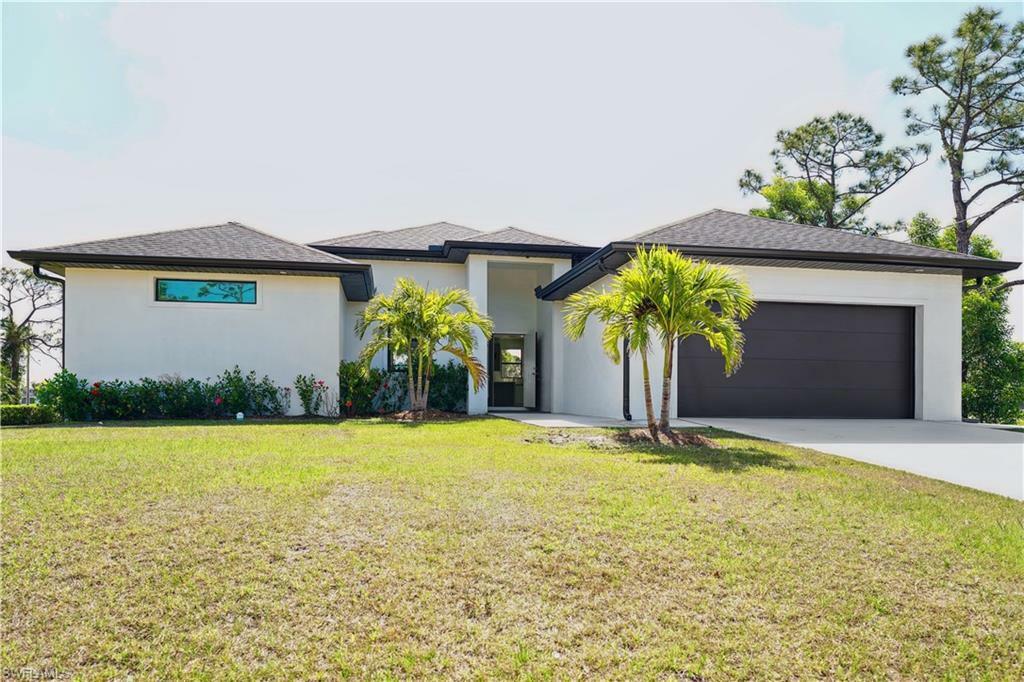 Property Photo: 4309 NW 38th Avenue FL 33993