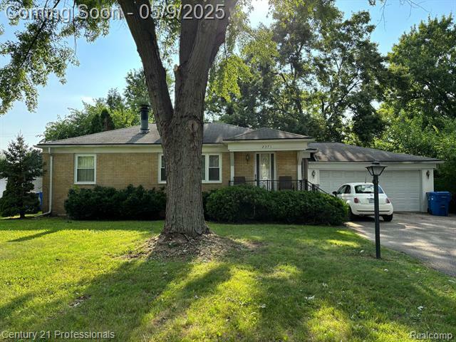 Property Photo: 2371 Briggs Street MI 48329