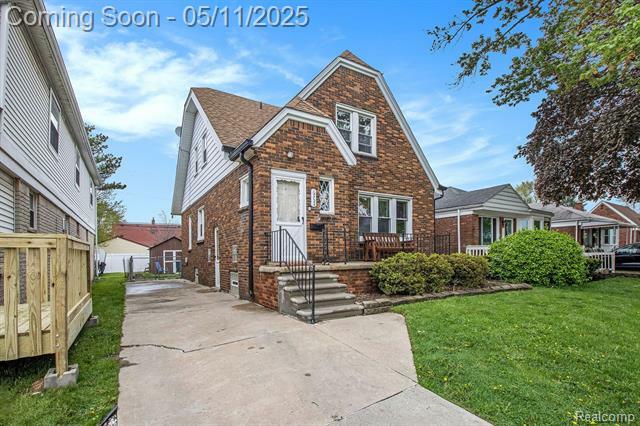 Property Photo: 14724 Dasher Avenue MI 48101