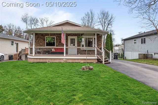 Property Photo: 4945 Walker Drive MI 48114
