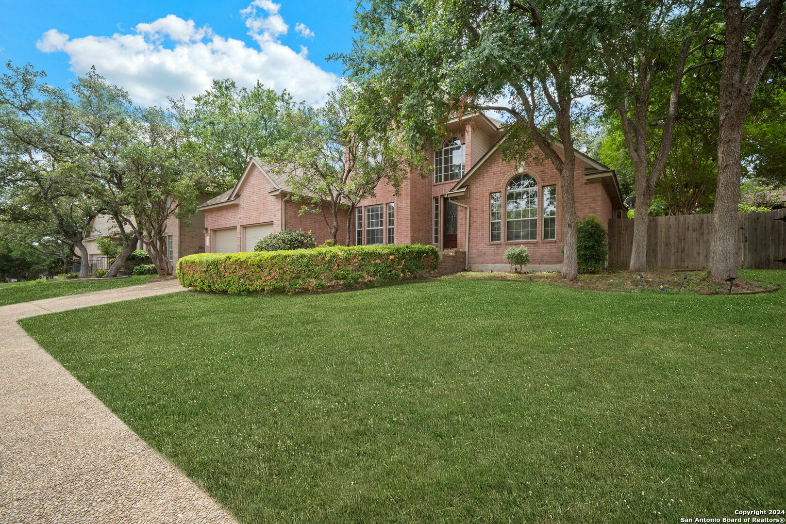 Property Photo: 1610 Adobe Square TX 78232