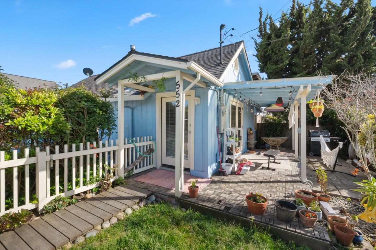 Property Photo: 552 14th Avenue CA 95062