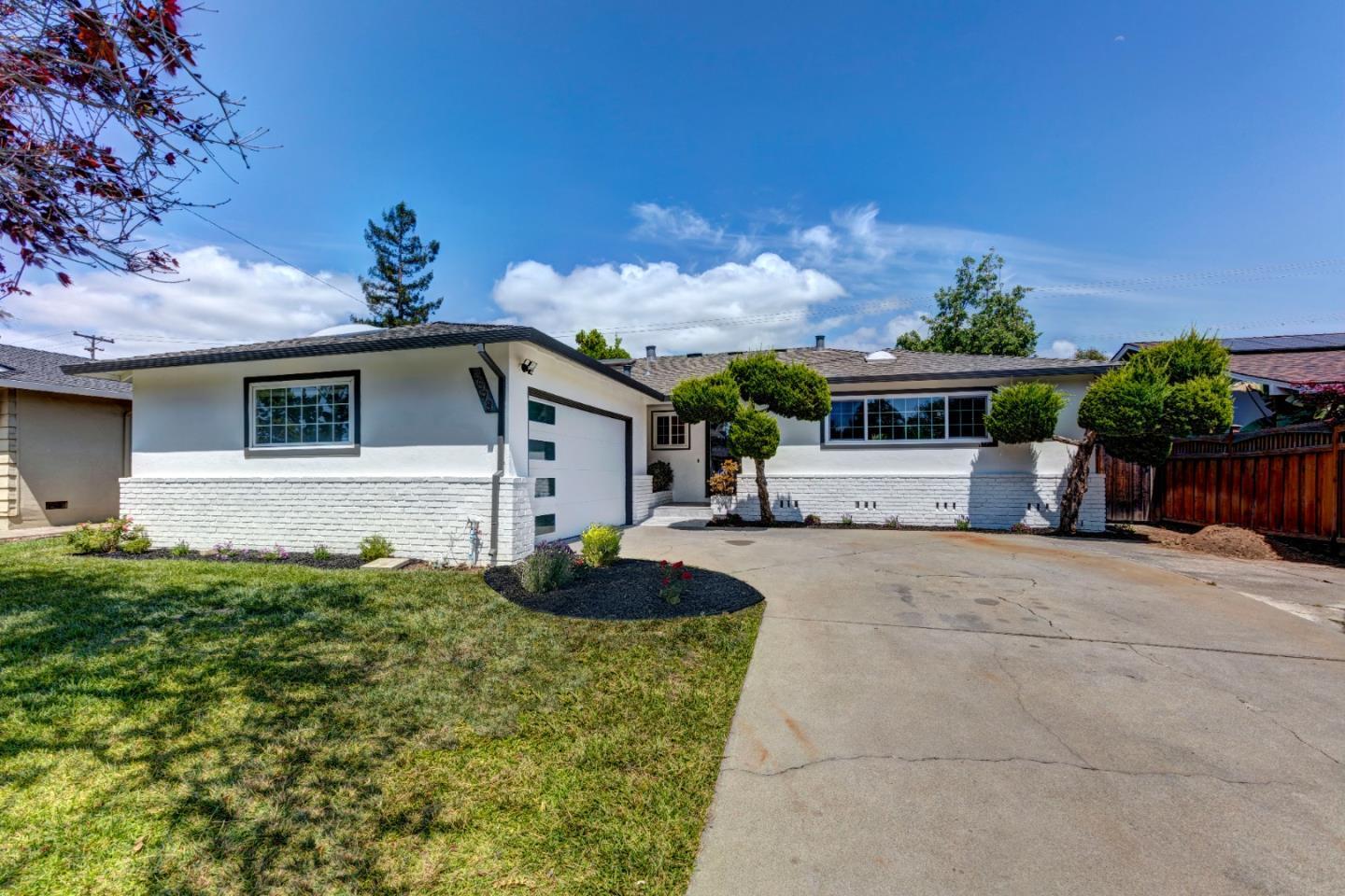 Property Photo: 2598 Meridian Avenue CA 95124