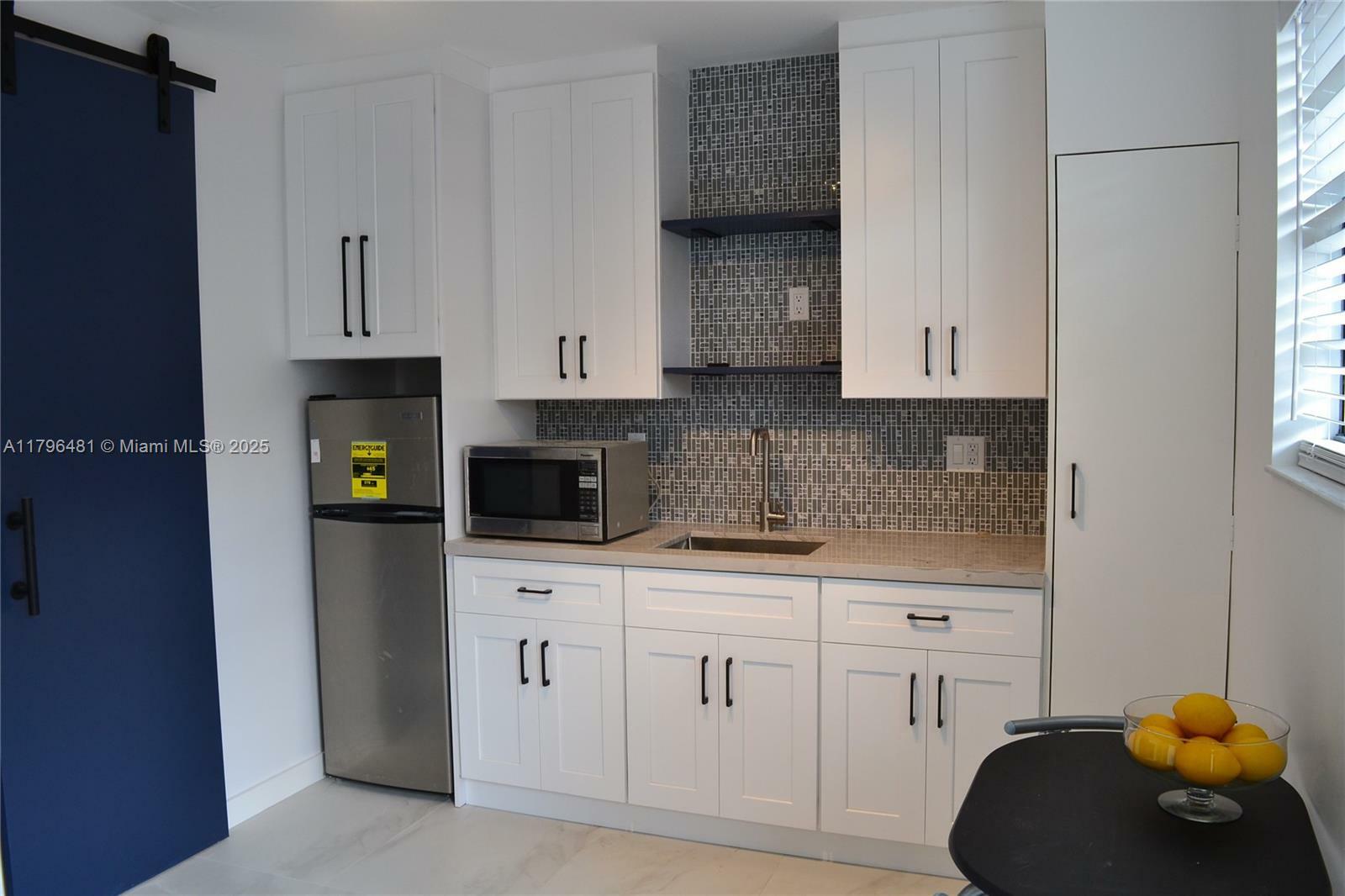 Property Photo: 3220 SW 93rd Pl A FL 33165