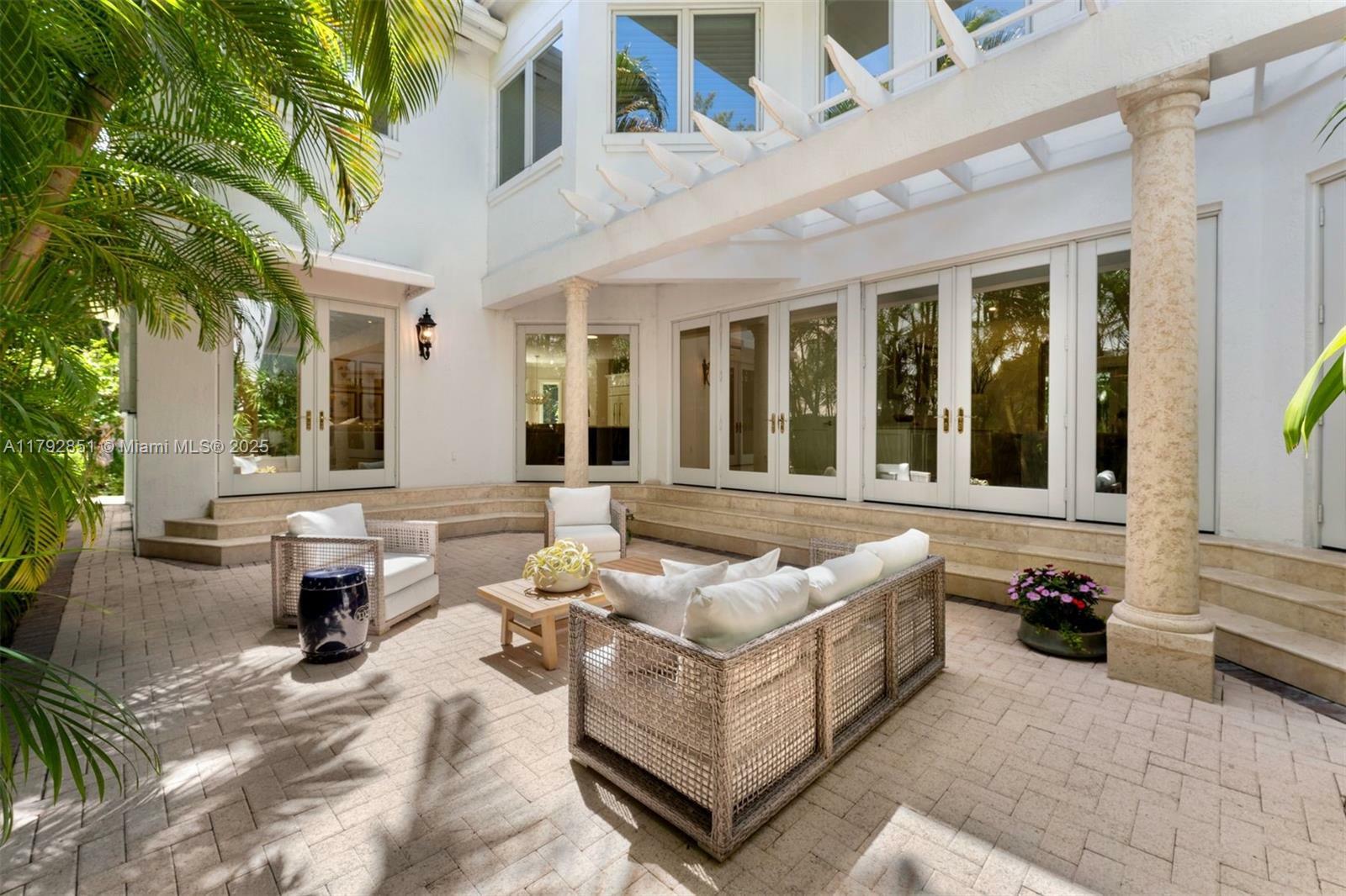 Property Photo: 7251 SW 47th Ct FL 33143
