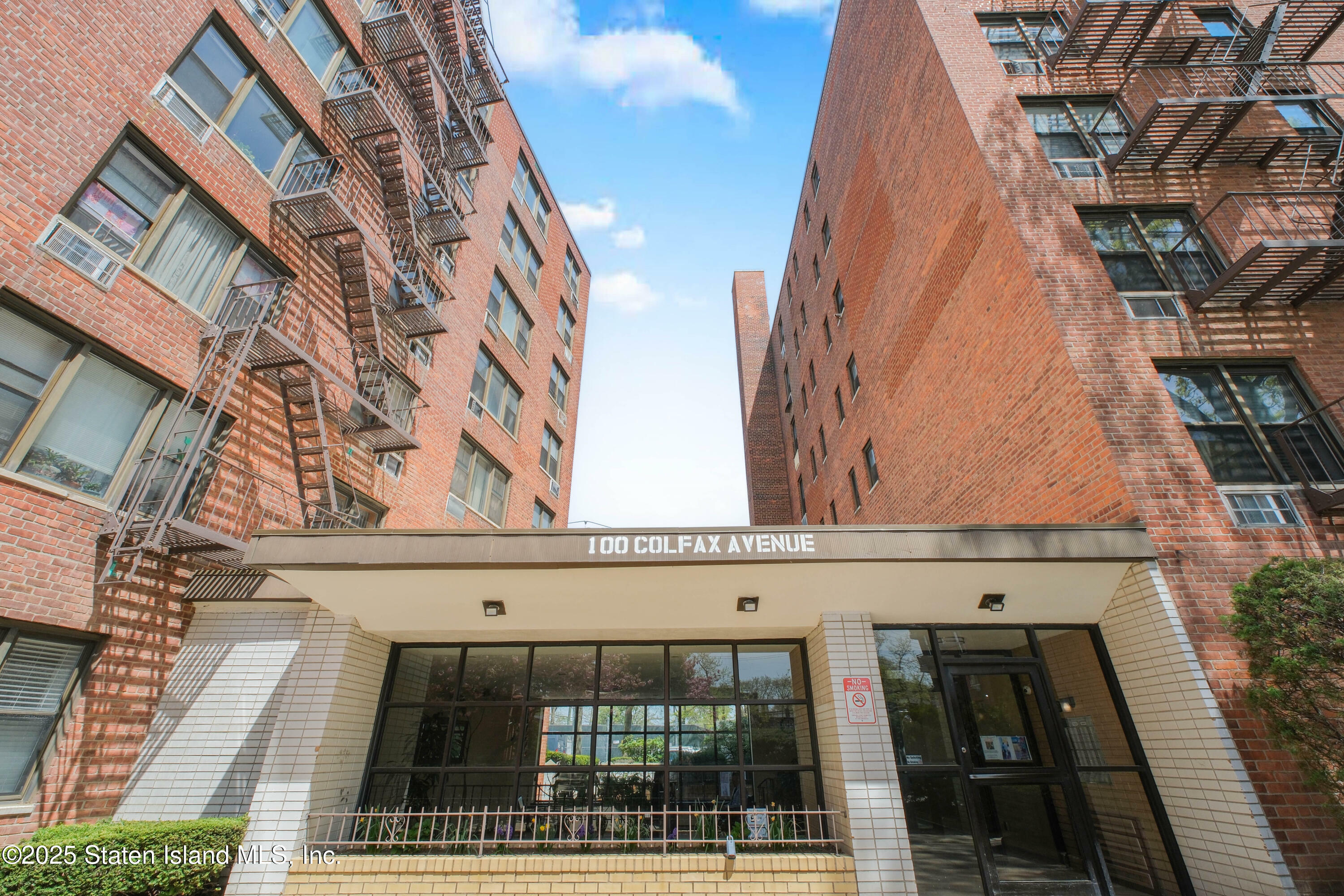 Property Photo: 100 Colfax Avenue 7G NY 10306