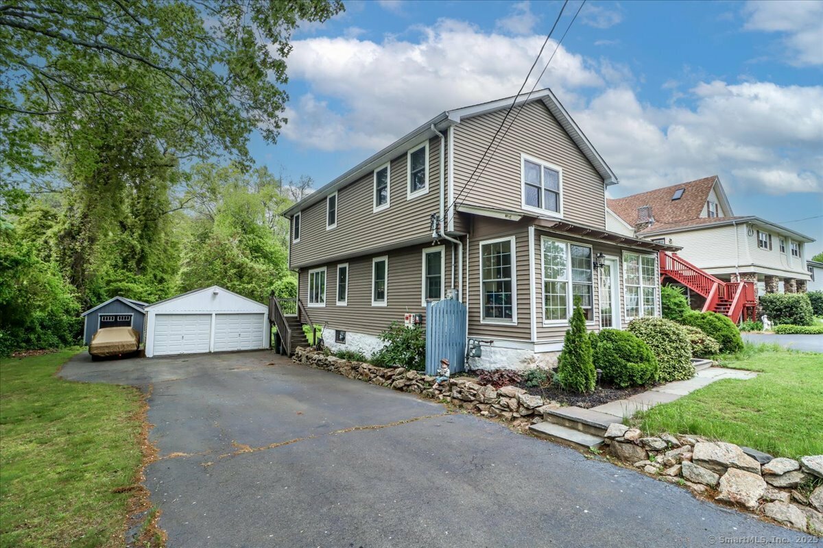 Property Photo: 37 A/K/A 27 Oregon Avenue CT 06512