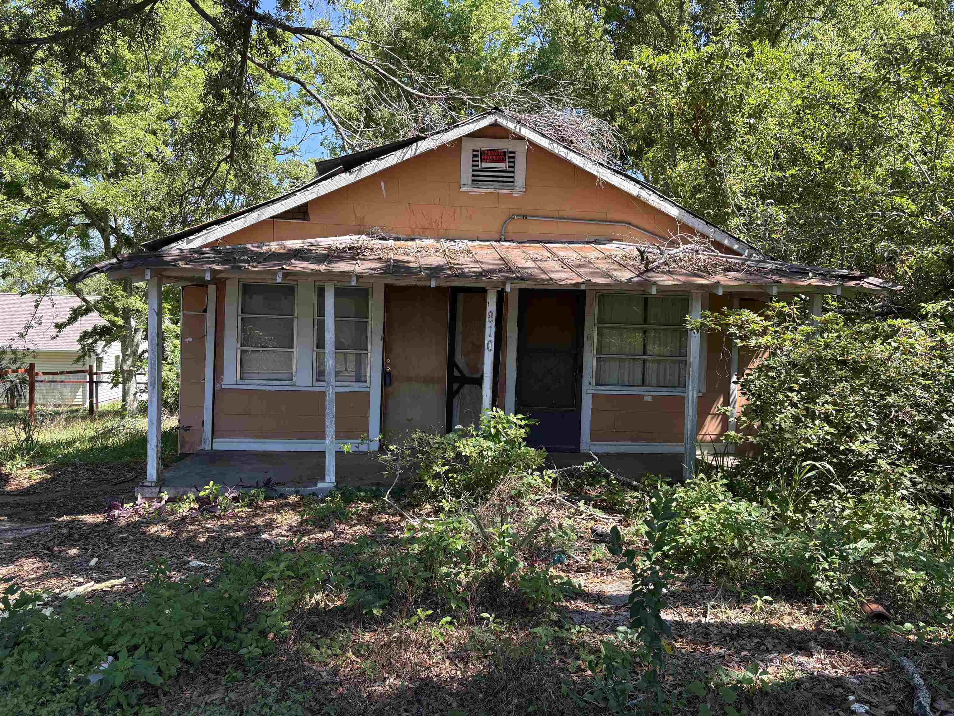 Property Photo: 810 Taylor Street 1&Amp2 FL 32310