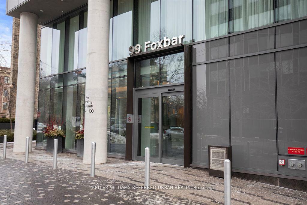 Property Photo: 99 Foxbar Road 1510 ON M4V 2G5