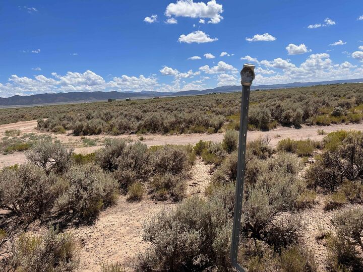 Property Photo: 600 E 200 S UT 84714