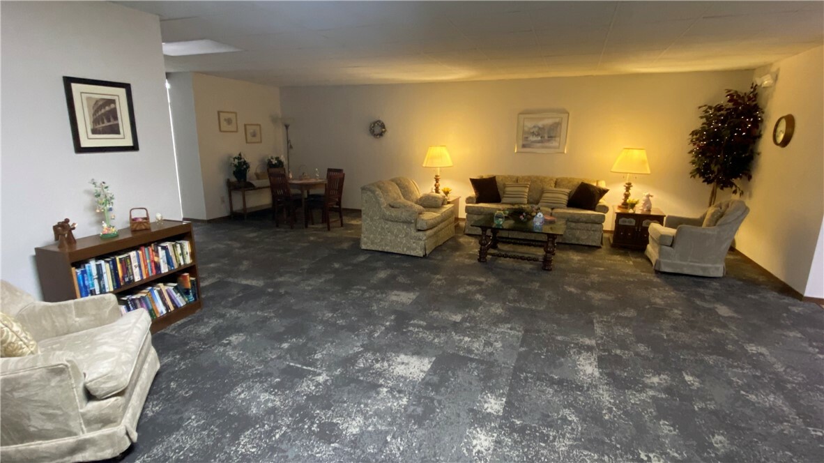 Property Photo: 103 Woodstone 35 PA 15068