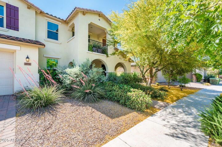 Property Photo: 4836 S Covalent Lane AZ 85212