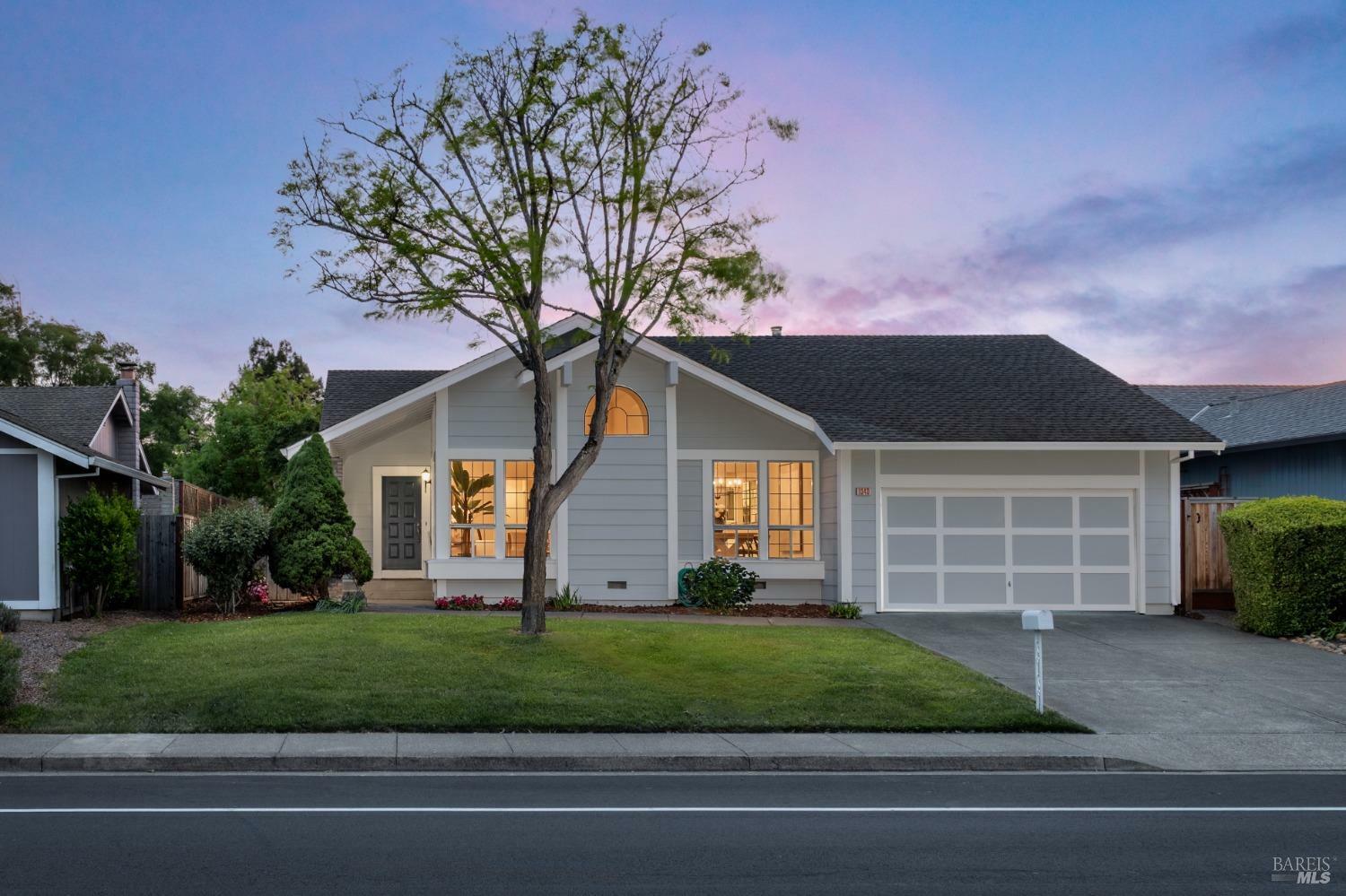 Property Photo: 1040 Garfield Drive CA 94954