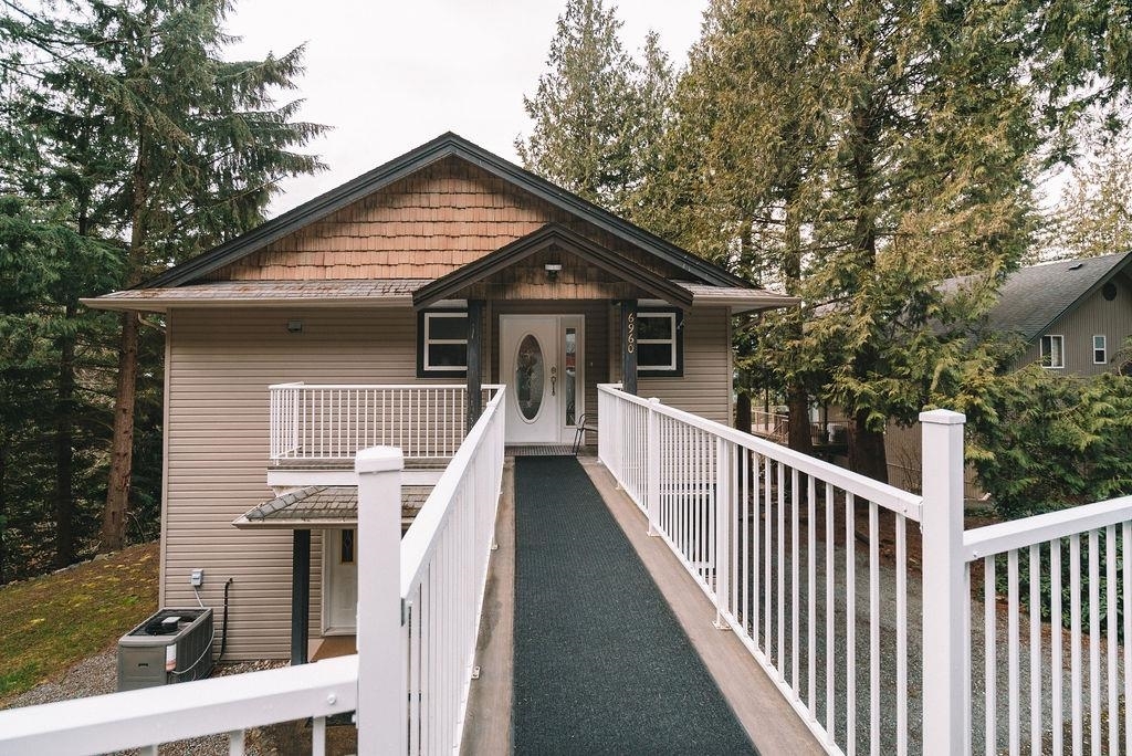 Photo de la propriété: 6960 Rockwell Drive BC V0M 1A0