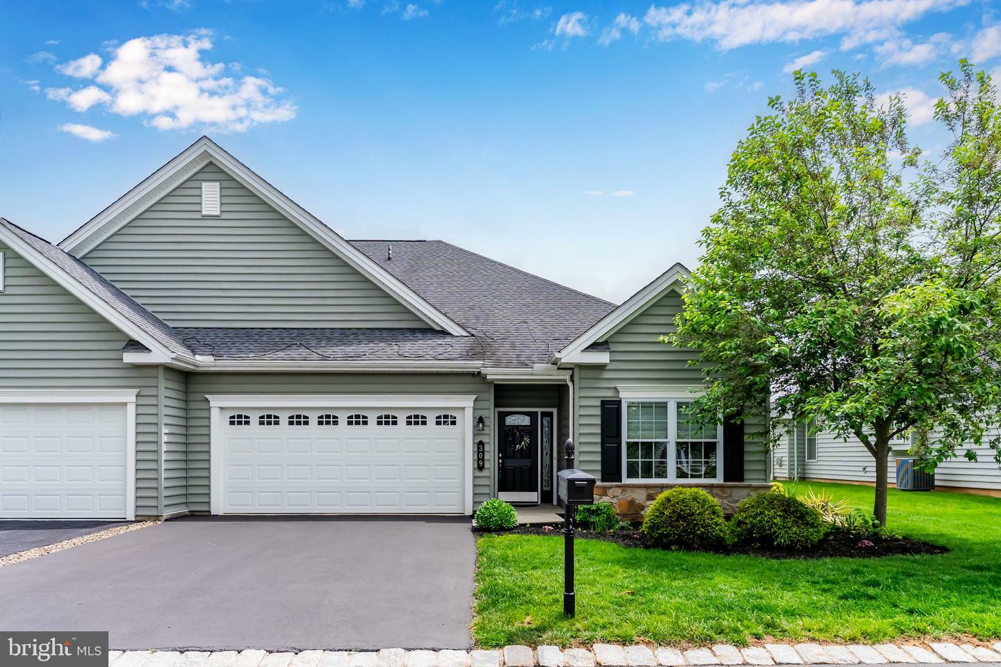 309 Valor Drive  Mechanicsburg PA 17050 photo