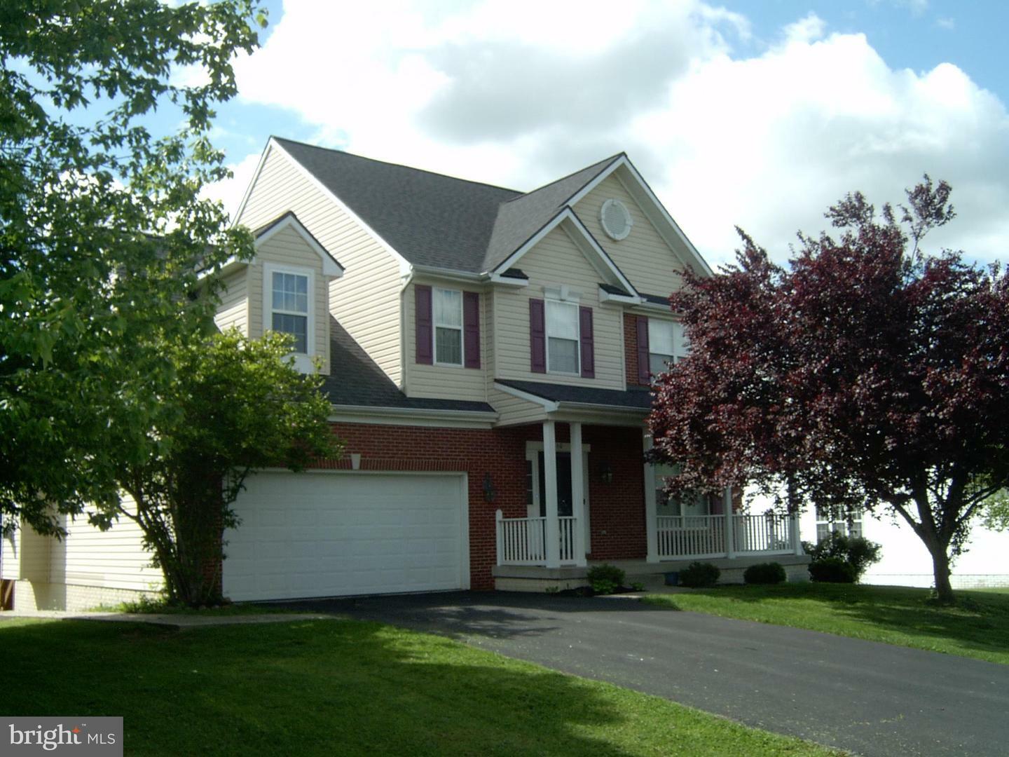 Property Photo: 60 Hanoverian Drive WV 25414