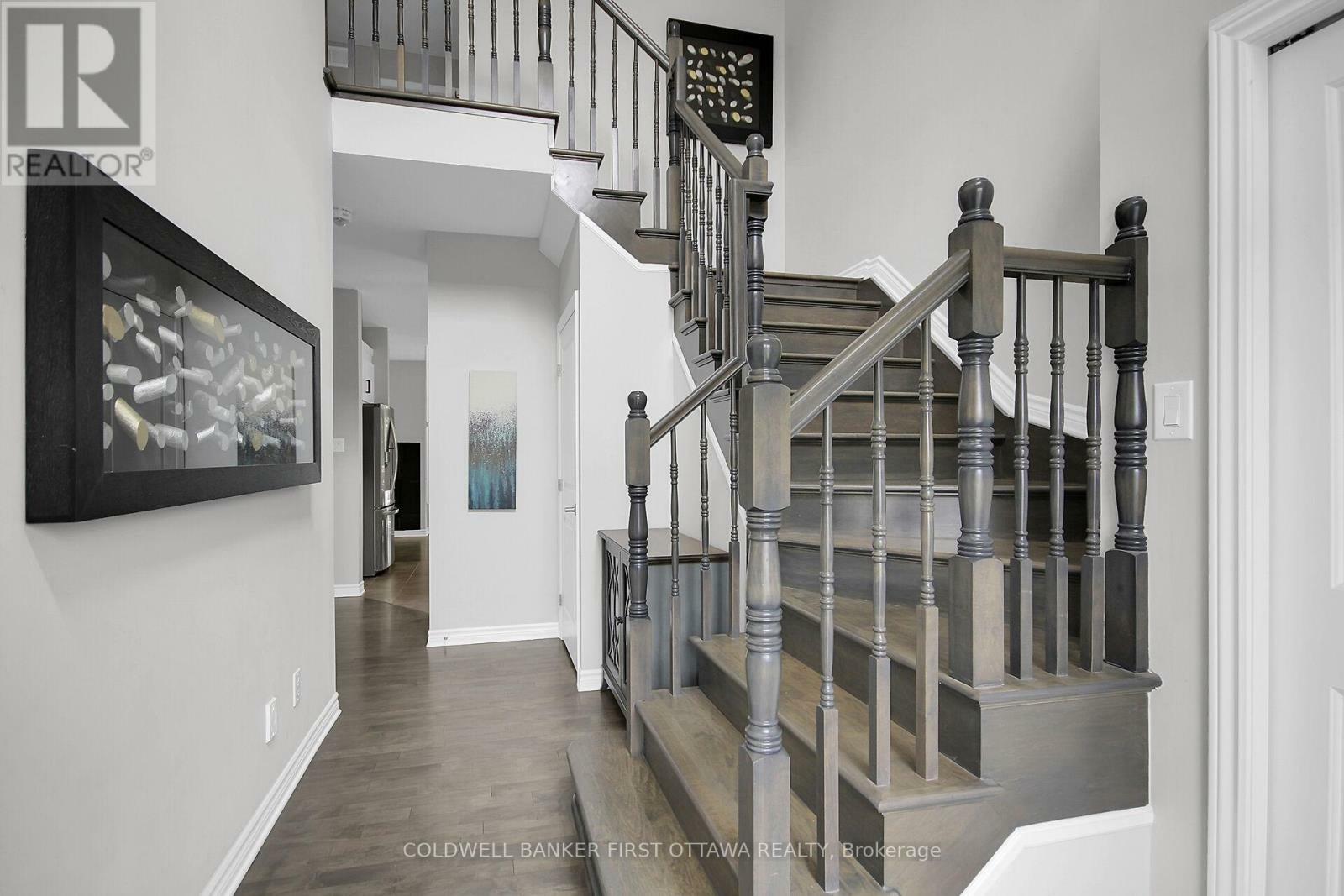 Property Photo: 171 Loreka Court ON K2S 0N3