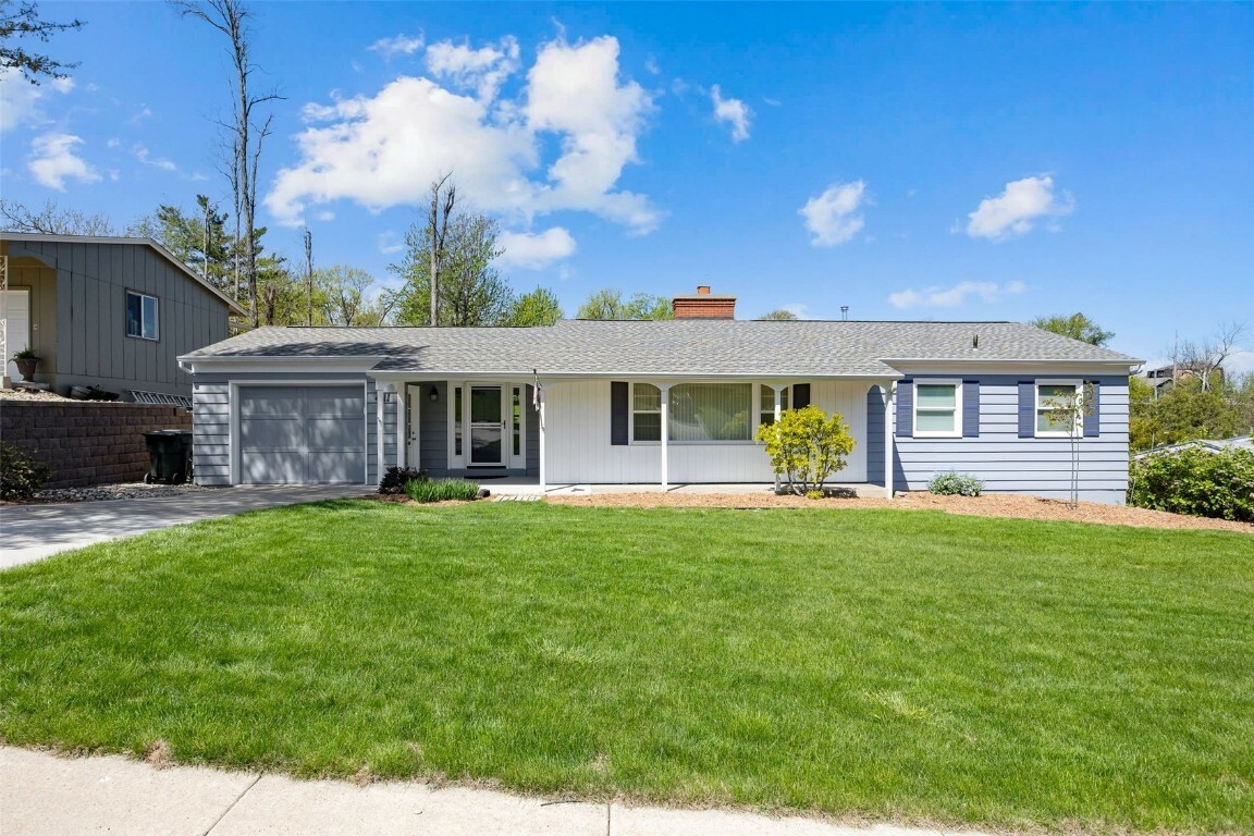 Property Photo: 411 Red Fox Road SE IA 52403