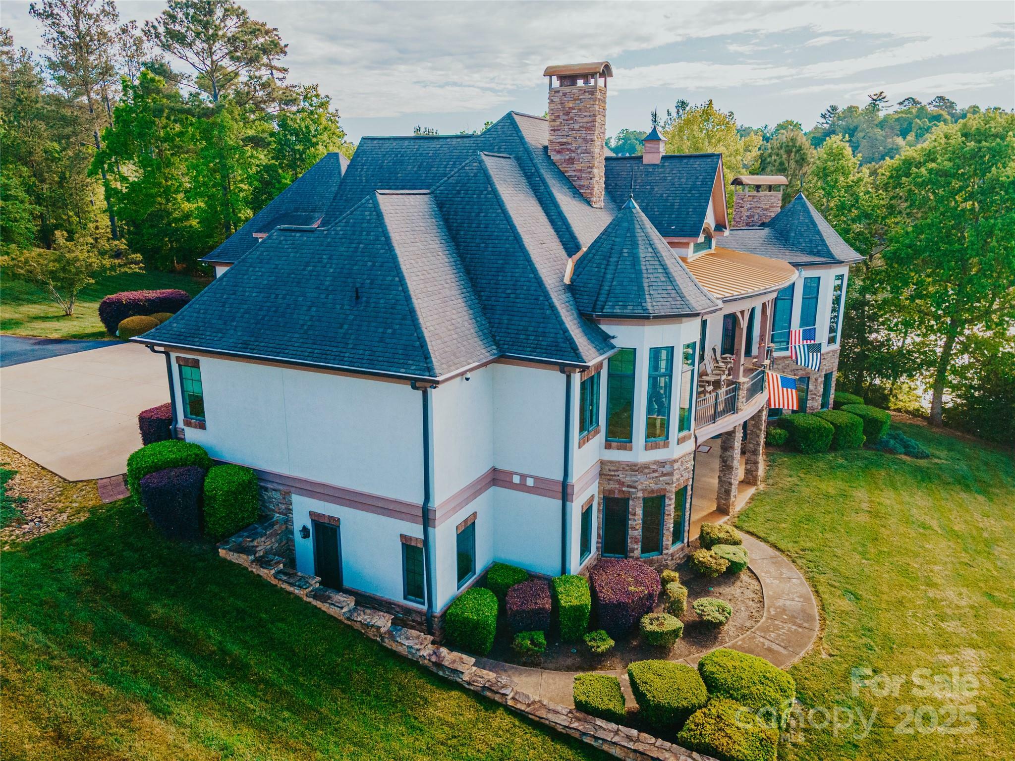 Property Photo: 6205 Plantation Pointe Drive NC 28630