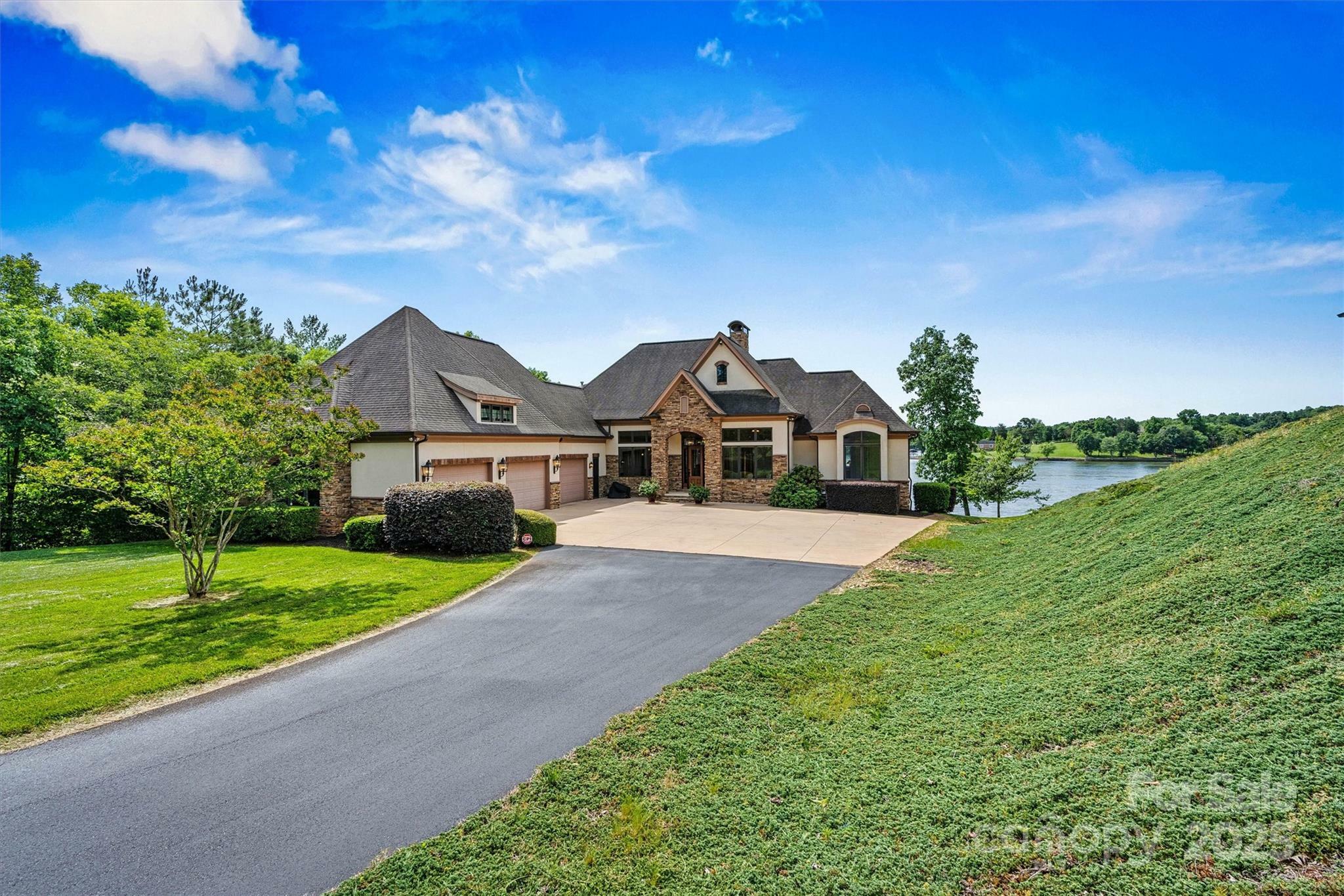 Property Photo: 6205 Plantation Pointe Drive NC 28630