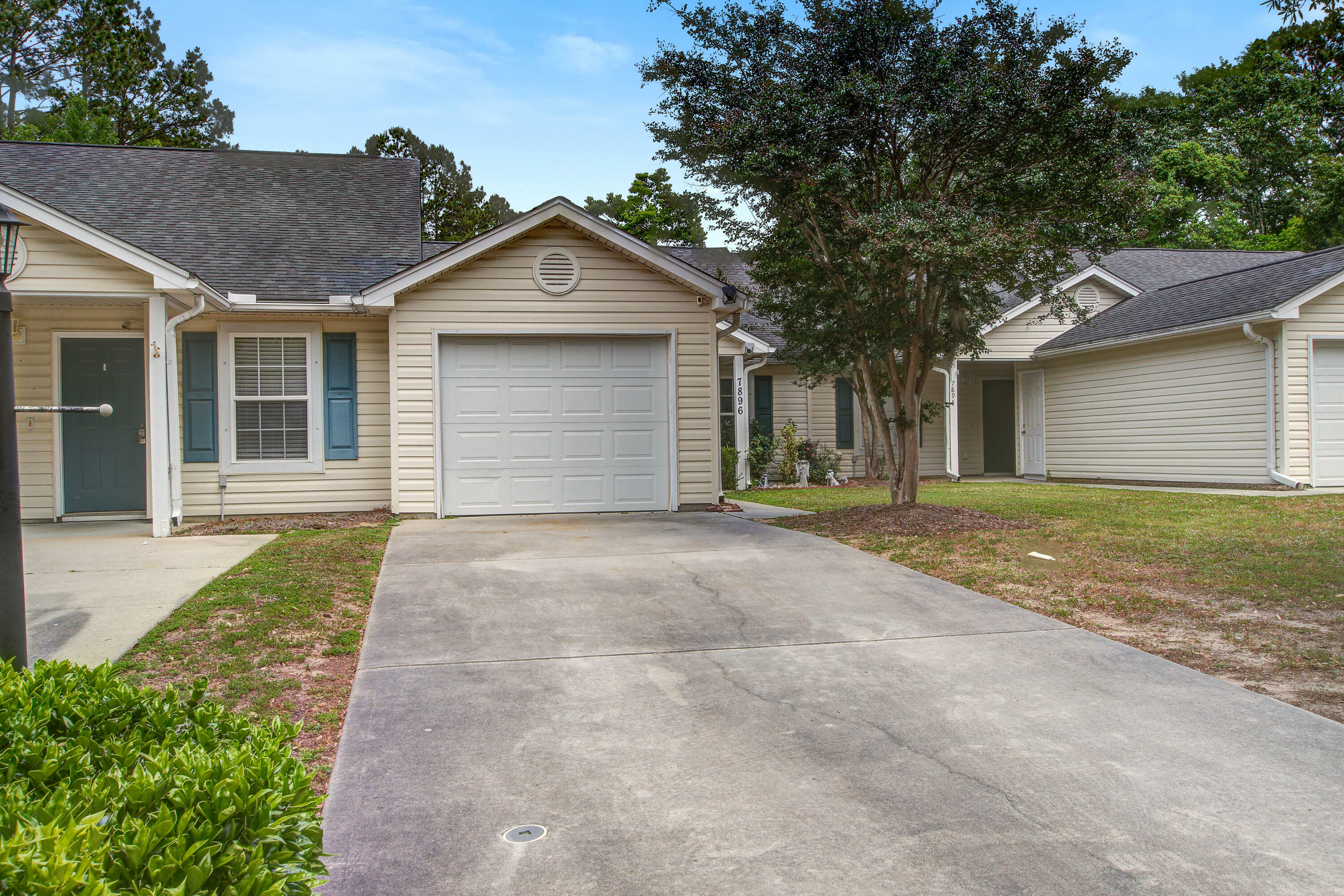 Property Photo: 7896 Montview Road SC 29418