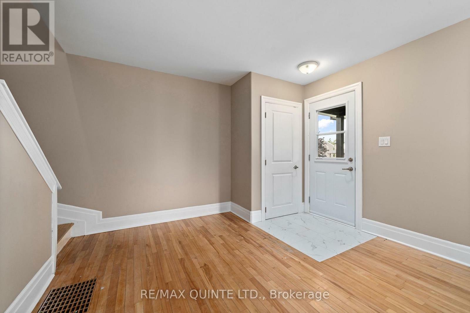 Property Photo: 46 Diverbelt Drive ON K0K 2T0