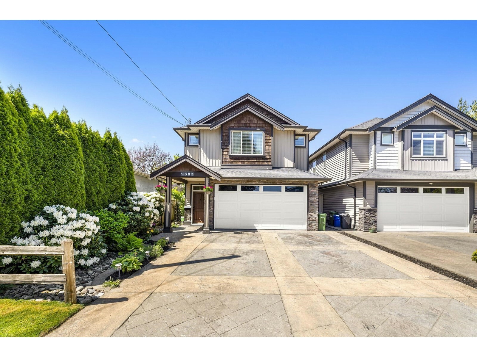 Photo de la propriété: 9603 St. David Street BC V2P 5B5