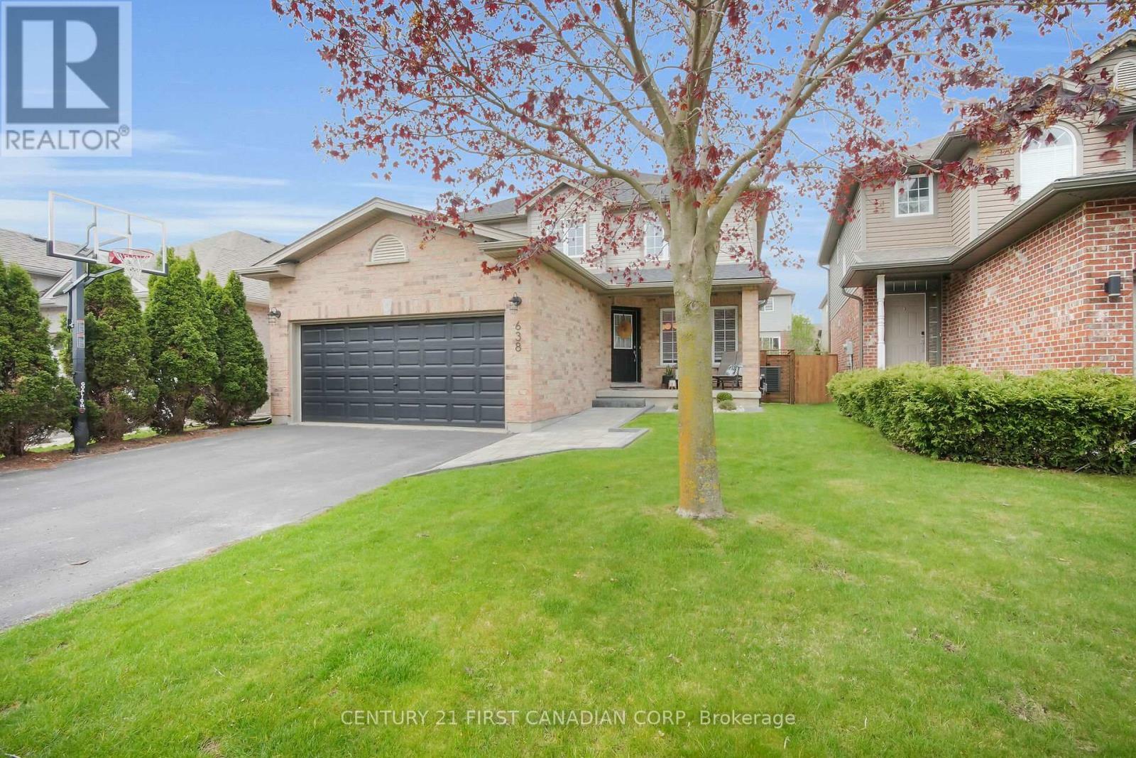 Property Photo: 638 Sprucewood Drive ON N5X 4L5