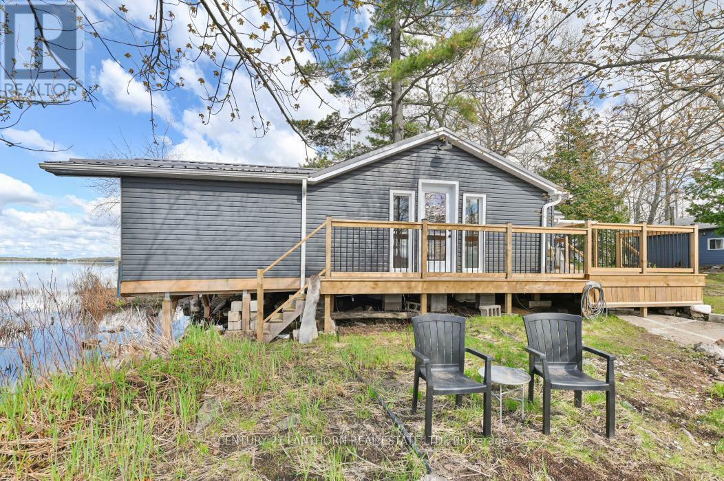 Property Photo: 16E Macdonald Crescent ON K0K 2K0