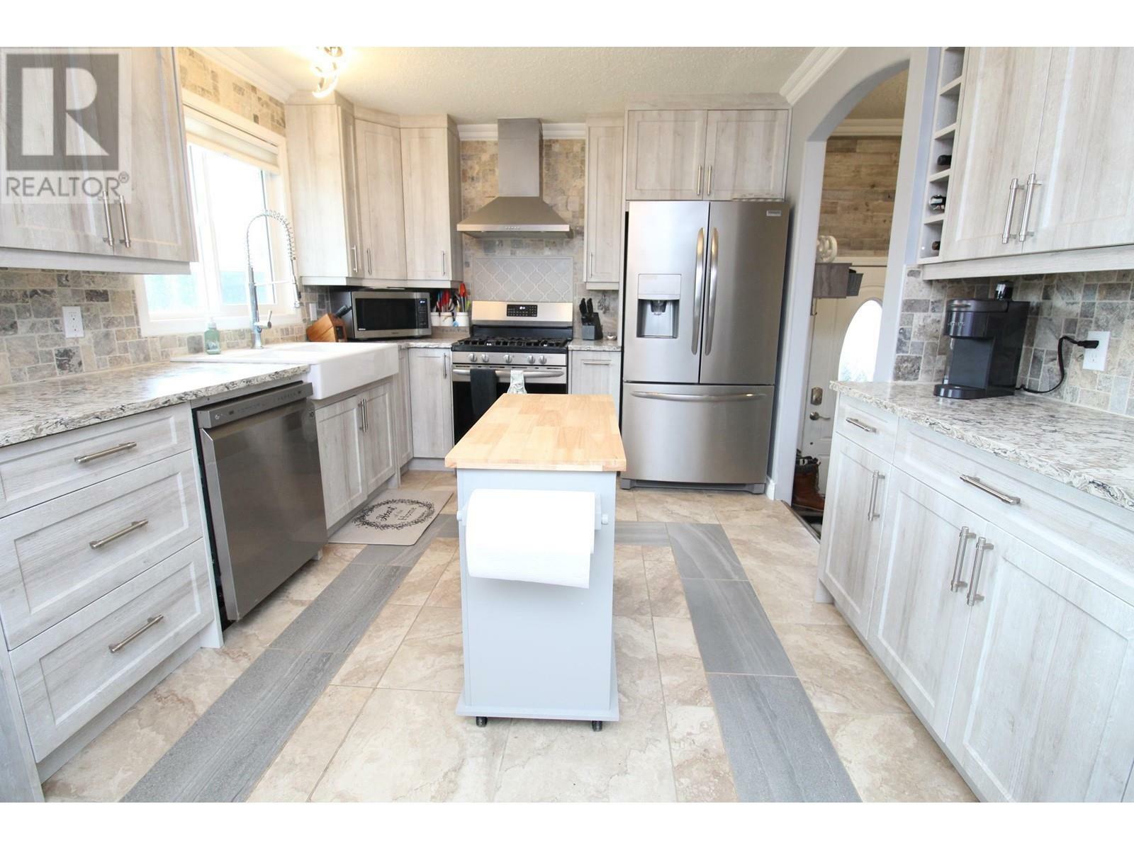 Property Photo: 336 Crooked River Crescent BC V0J 2C0