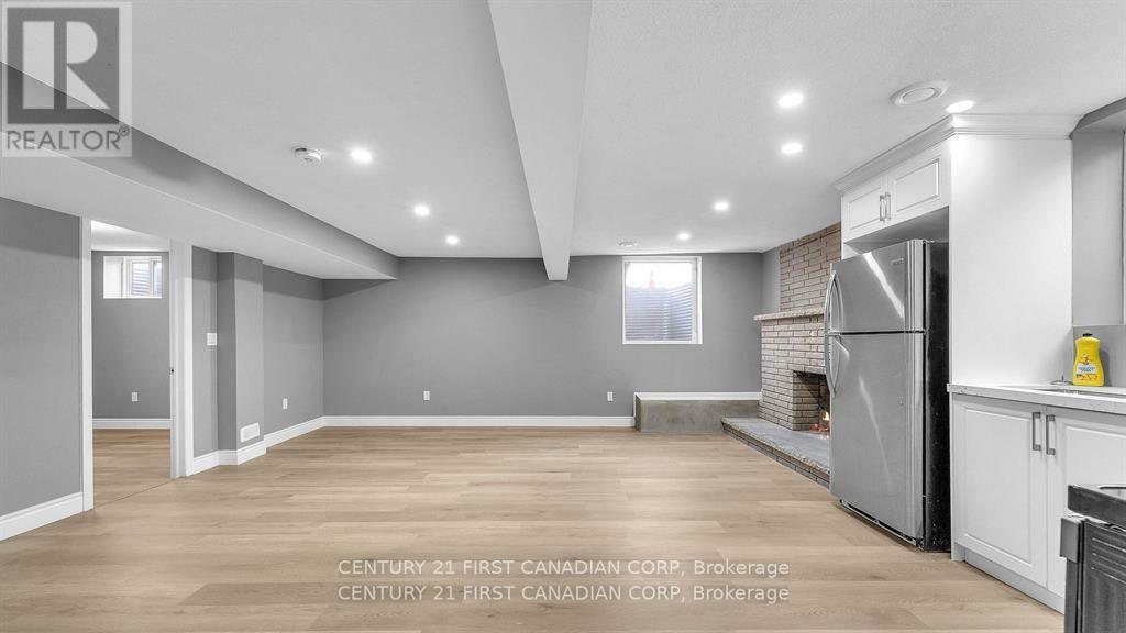 Photo de la propriété: 1775 Oxford Street East B ON N5V 2Z6