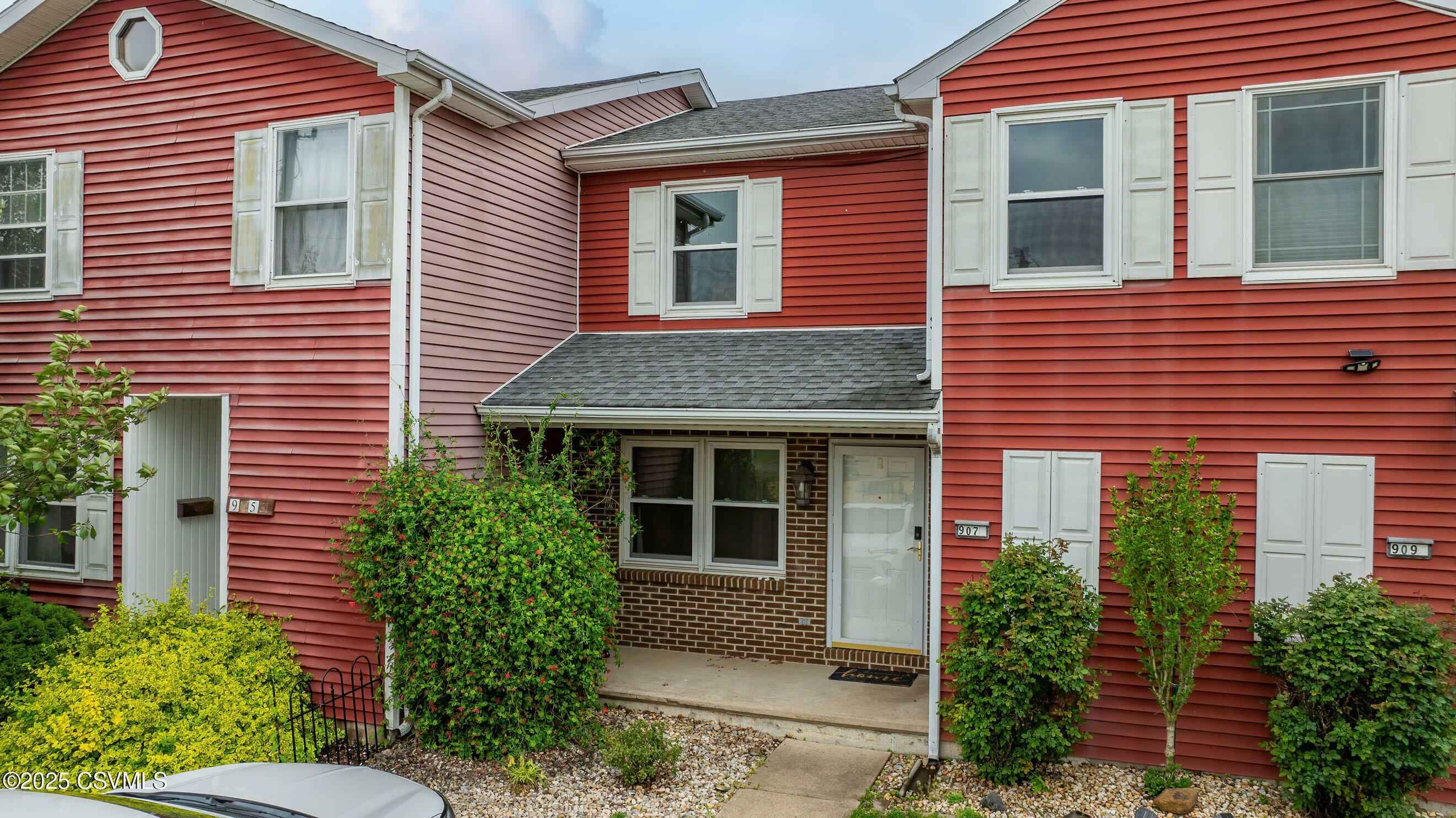 Property Photo: 907 Iron Street PA 17815