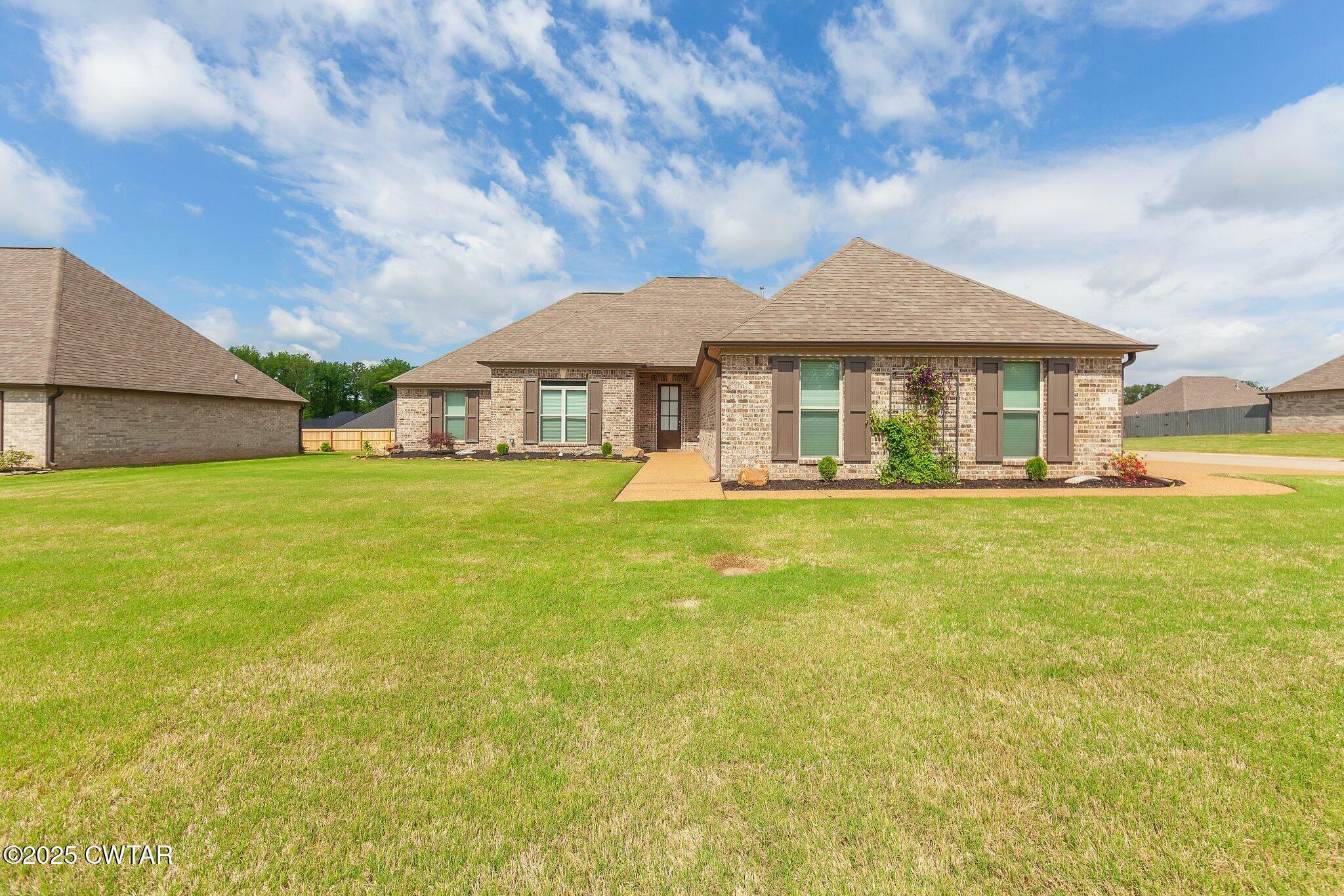 Property Photo: 7 Legacy Cove TN 38305