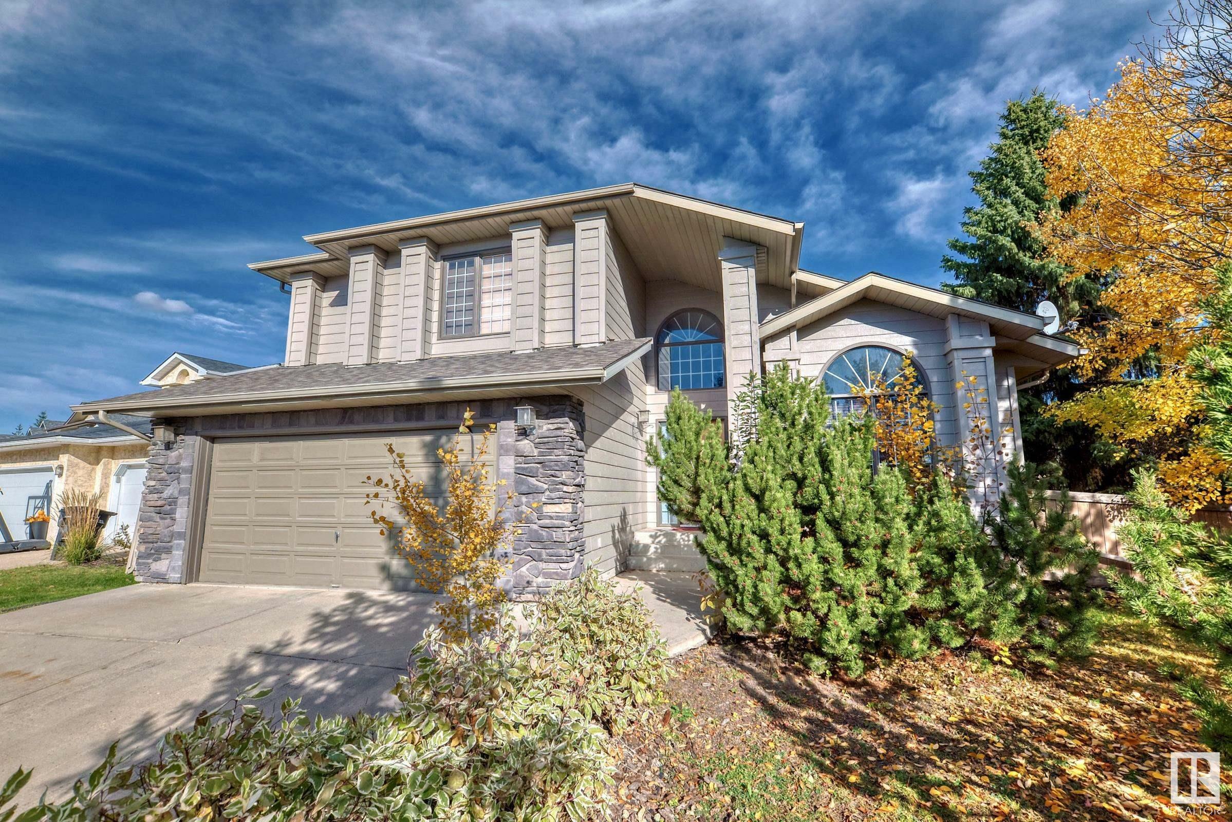 Photo de la propriété: 351 Bulyea Road NW AB T6R 2B1