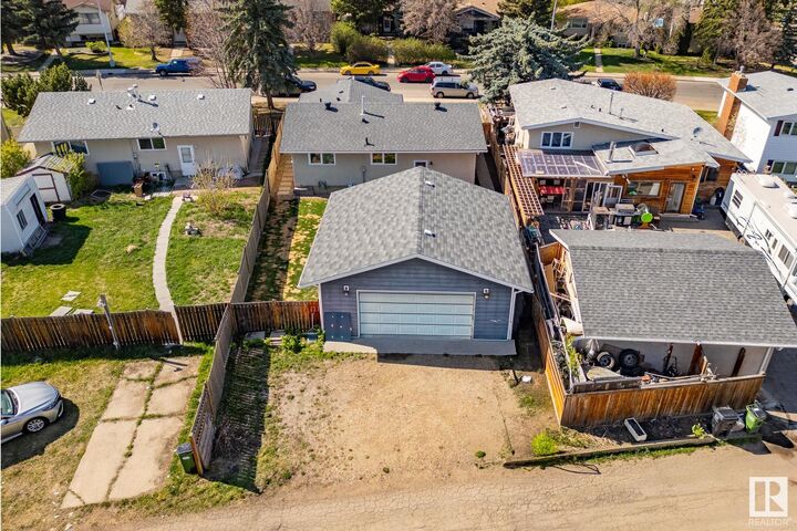 Property Photo: 359 Knottwood Road NW AB T6K 2G4