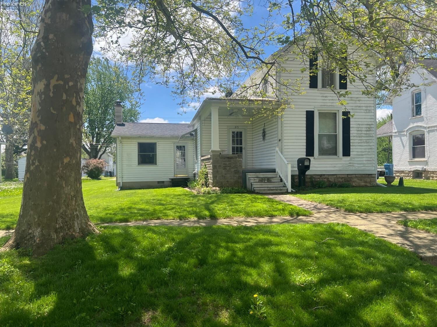 Property Photo:  815 South Street  OH 43420 