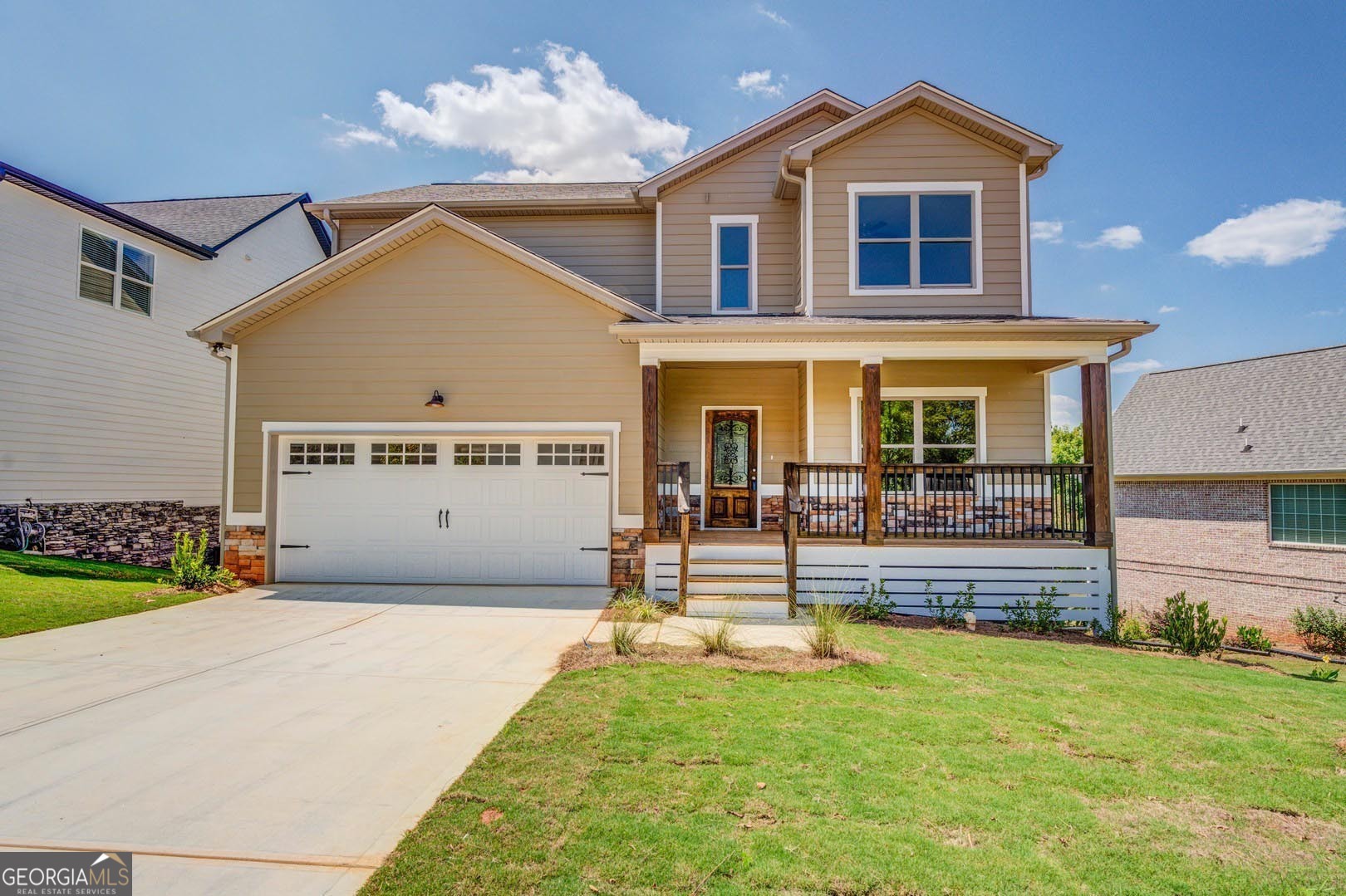 Property Photo: 9183 Golfview Circle GA 30014