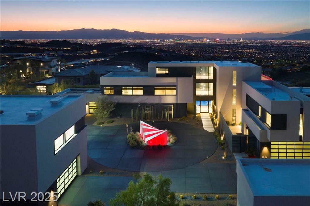 750 Dragon Ridge Drive  Henderson NV 89012 photo
