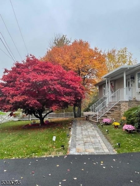 Property Photo: 5 Wagonwheel Rd NJ 07422