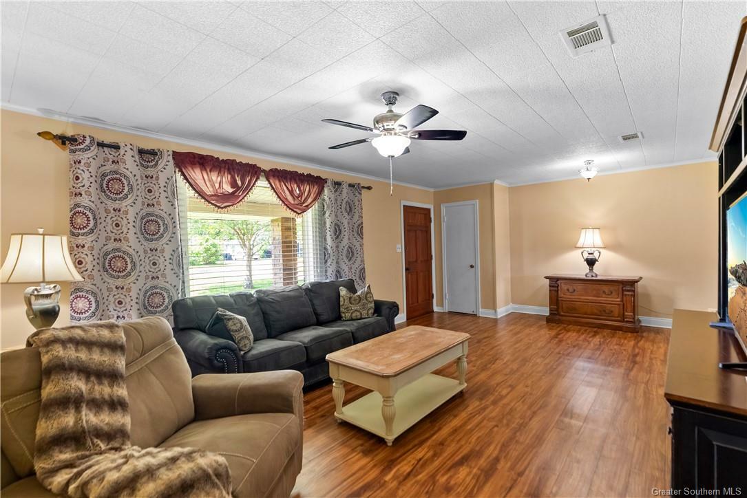 Property Photo: 804 Wehrt Street LA 70669