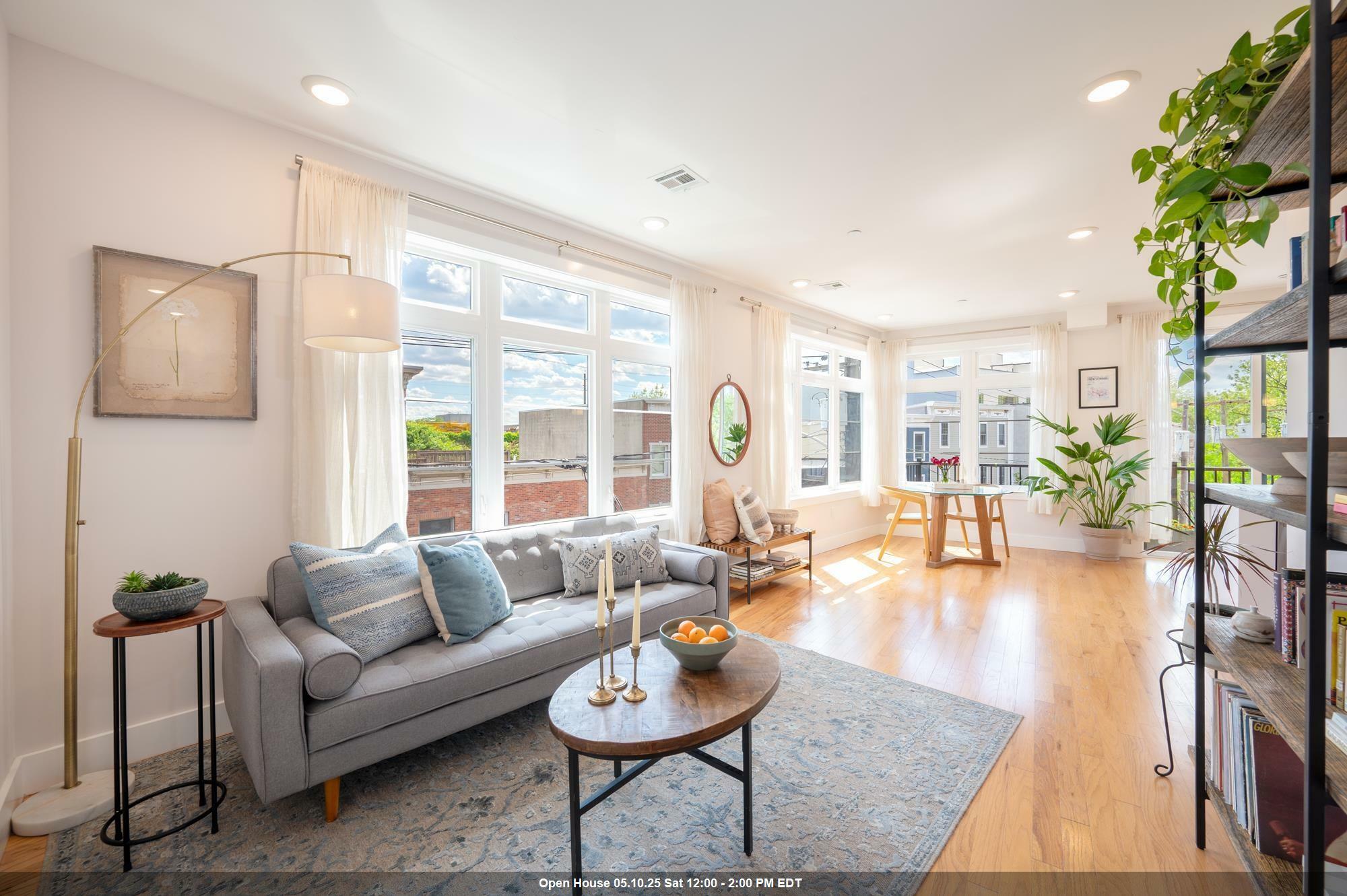 Property Photo: 370 1st St 301 NJ 07302