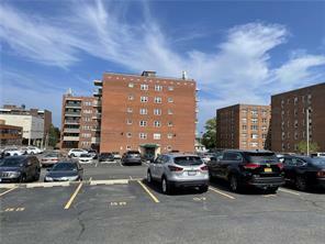 Property Photo: 370 Westchester Avenue 3J NY 10573