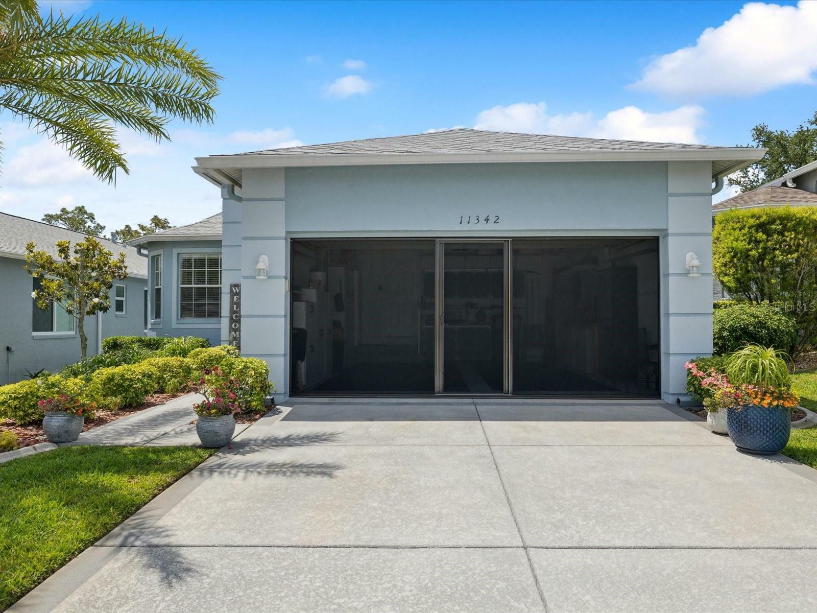 Property Photo: 11342 Hollander Avenue FL 34667