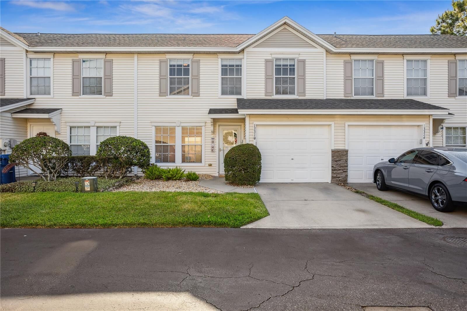 Property Photo: 13310 Thoroughbred Loop FL 33773