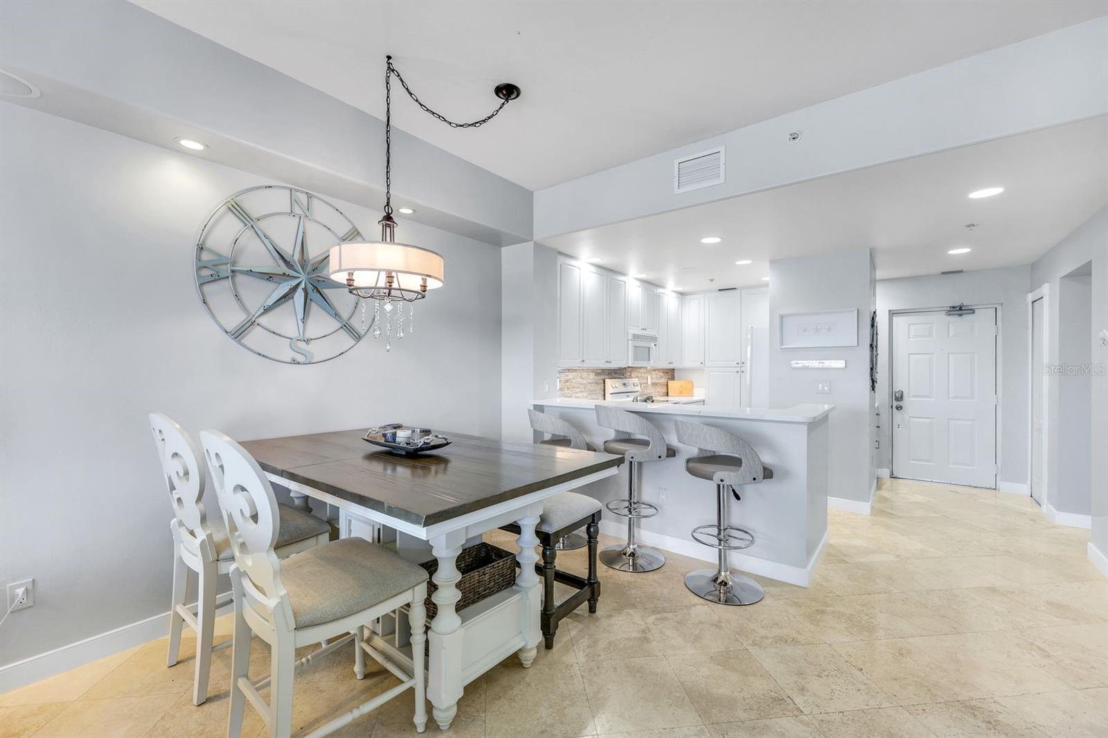 Property Photo: 2090 Matecumbe Key Road 1404 FL 33955