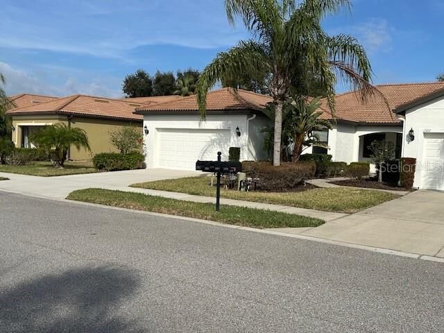 Property Photo: 1318 Ballota Lane FL 34289