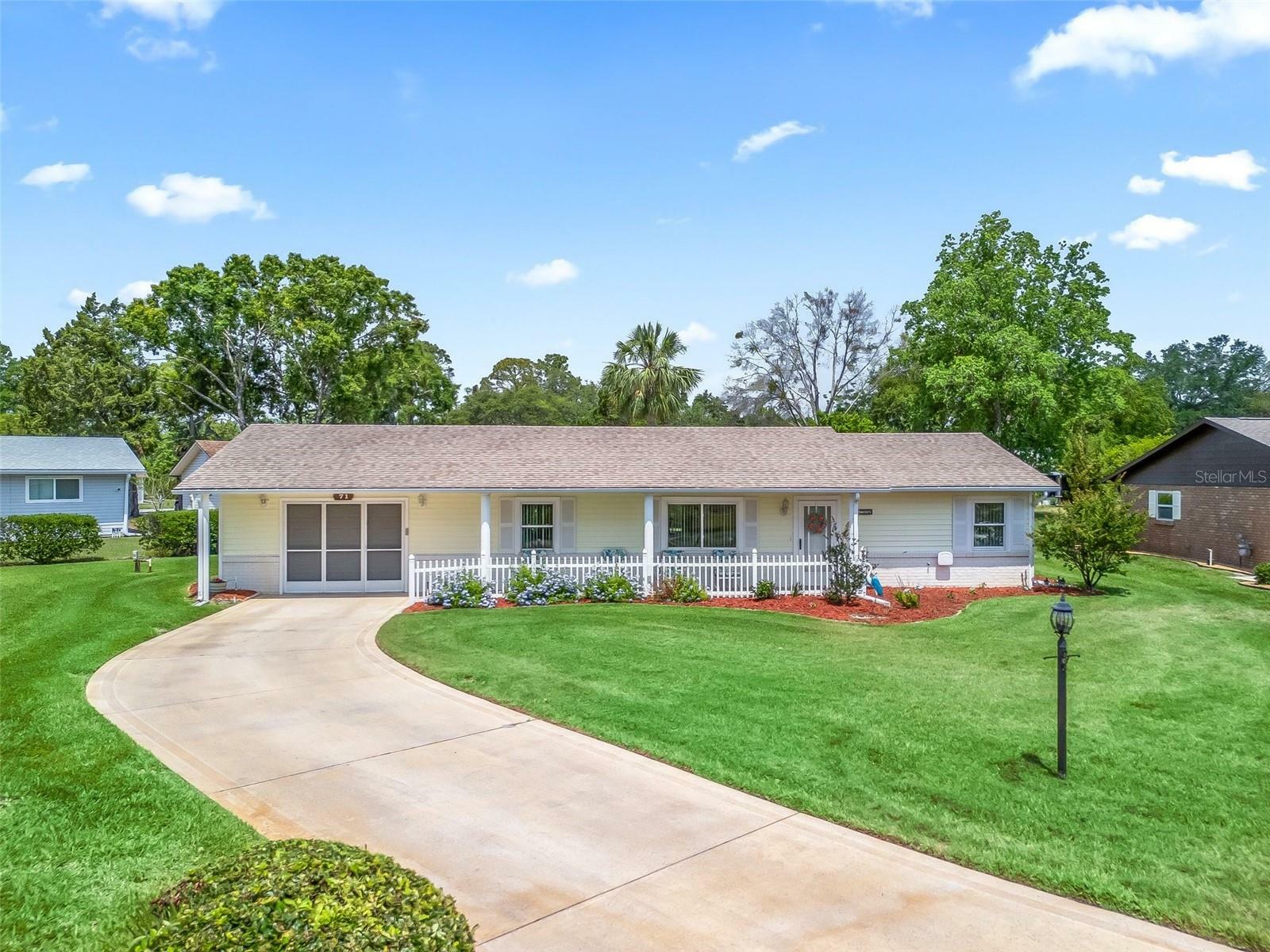 Property Photo: 71 Stone Haven Court FL 34788