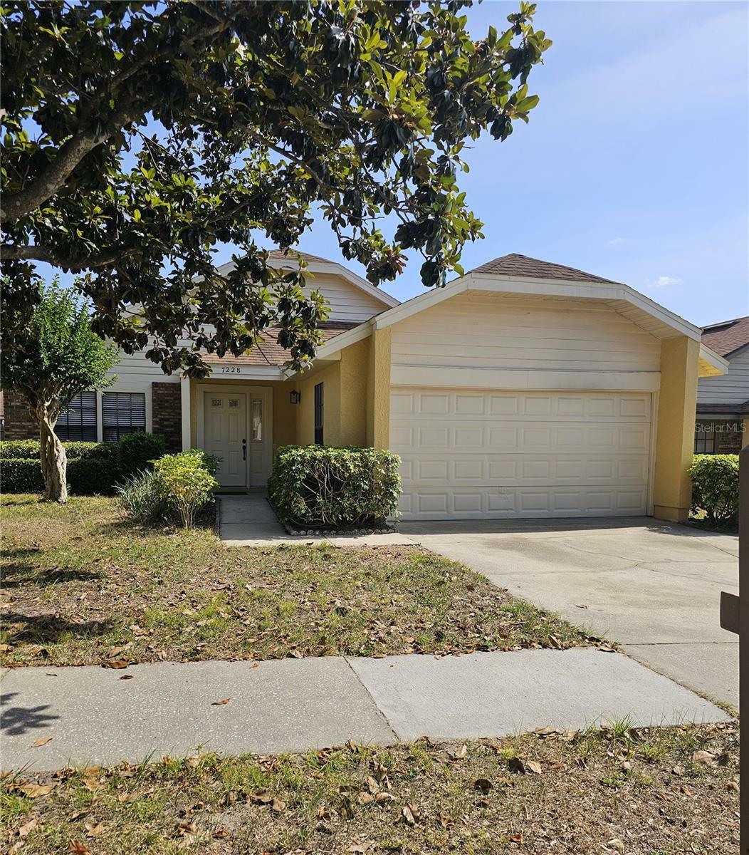 Property Photo: 7228 Spring Villas Circle FL 32819